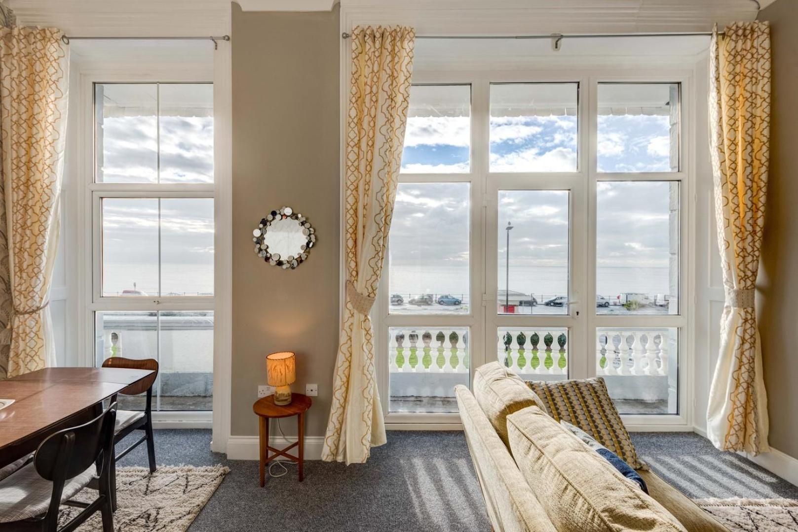 The Smugglers Retreat Apartment Хейстингс Екстериор снимка